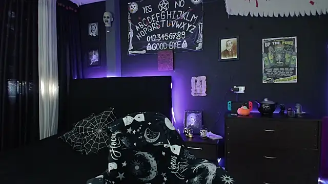 Goddess Mortem online show from January 28, 2:10 pm