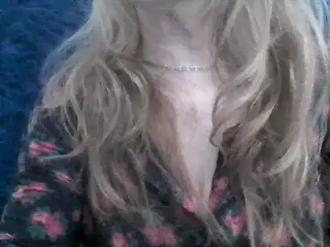 CarlyTreat online show from December 21, 6:34 pm