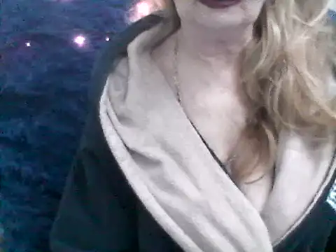 CarlyTreat online show from January 27, 3:18 pm
