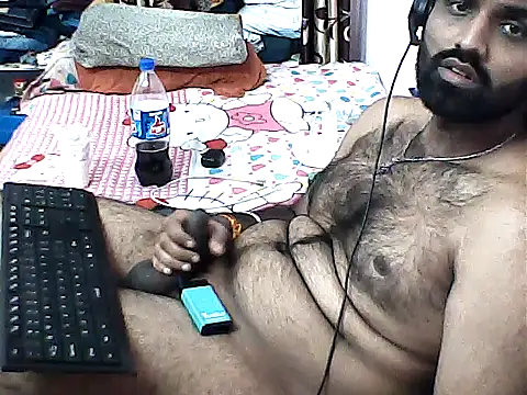Snapshot of sanik_2428 chatting on December 2, 7:09 pm sanik 2428 online show from December 2, 7:09 pm