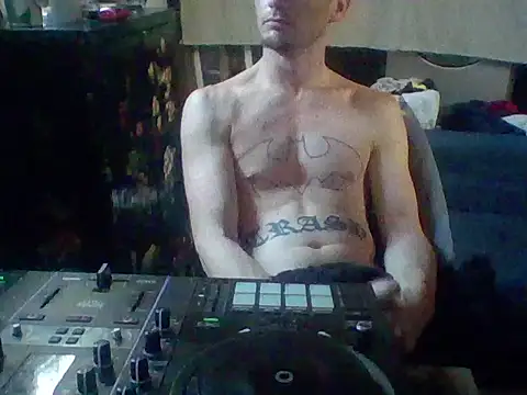 trash4cash online show from October 1, 8:59 pm