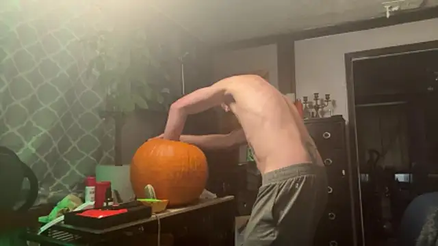 trash4cash online show from October 26, 10:04 pm