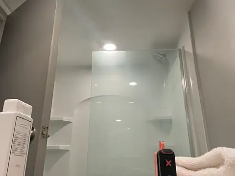 trash4cash online show from December 21, 4:52 am