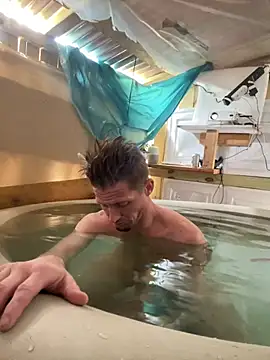 trash4cash online show from March 29, 5:02 pm