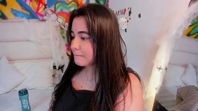 Liana Bernocchi online show from October 2, 7:21 pm