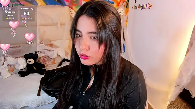 Liana Bernocchi online show from October 26, 8:26 pm