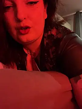 Snapshot of ninusbabee chatting on February 3, 6:49 pm ninusbabee online show from February 3, 6:49 pm