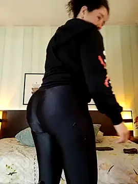 Snapshot of Valeria__soler chatting on February 18, 11:11 am Valeria soler online show from February 18, 11:11 am