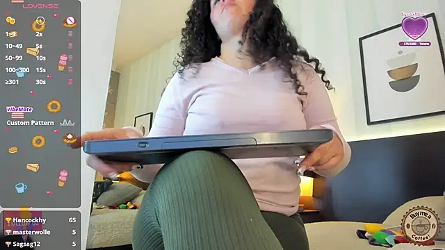 Snapshot of Valeria__soler chatting on March 6, 3:02 pm Valeria soler online show from March 6, 3:02 pm