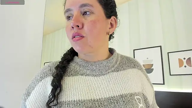 Snapshot of Valeria__soler chatting on March 15, 12:45 pm Valeria soler online show from March 15, 12:45 pm