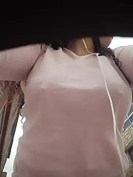 Snapshot of Valeria__soler chatting on October 21, 3:35 pm Valeria soler online show from October 21, 3:35 pm