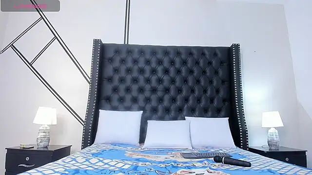 Snapshot of _evelin_diaz chatting on October 24, 1:51 pm evelin diaz online show from October 24, 1:51 pm