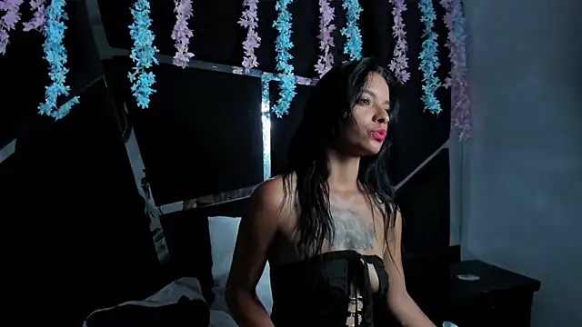 MaddyHudson online show from March 13, 10:38 pm