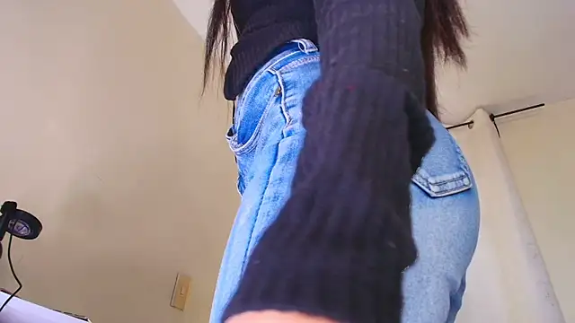 Snapshot of shanakendal2 chatting on October 23, 2:05 pm shanakendal2 online show from October 23, 2:05 pm