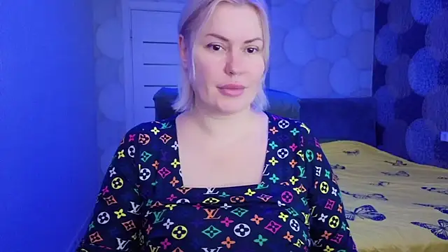 Snapshot of natusik chatting on March 23, 12:58 am natusik online show from March 23, 12:58 am