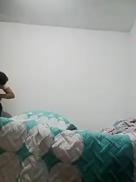 jume2205 online show from December 6, 11:00 am