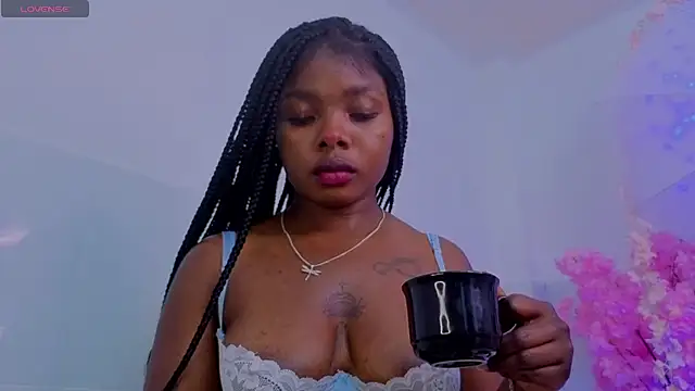 Snapshot of KilyetVera3x chatting on March 24, 5:45 am KilyetVera3x online show from March 24, 5:45 am