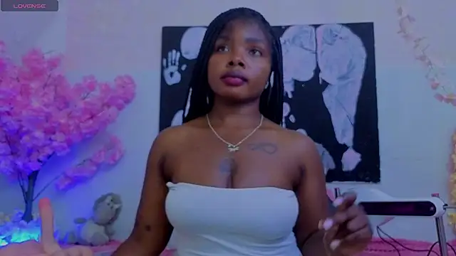 Snapshot of KilyetVera3x chatting on March 29, 6:02 am KilyetVera3x online show from March 29, 6:02 am