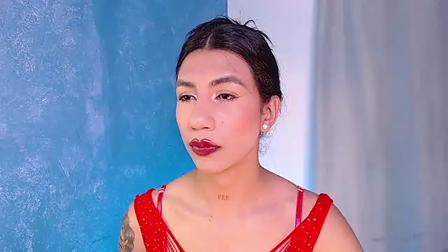 sofiaa grey  online show from January 26, 1:15 pm