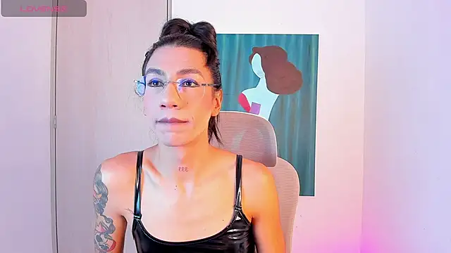 sofiaa grey  online show from February 20, 2:17 pm