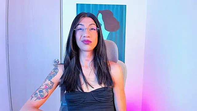 sofiaa grey  online show from April 24, 12:40 pm