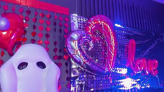 Shayla27 online show from February 15, 1:05 pm