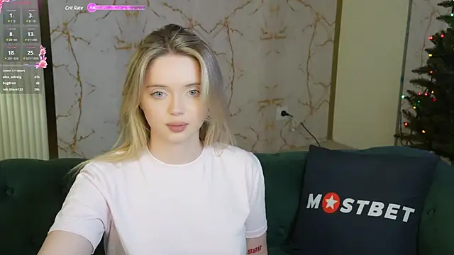 Cassy-Celestial  online show from December 13, 2:54 am