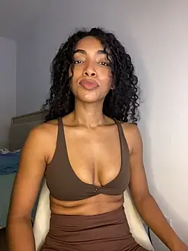nicoleebony1 online show from January 7, 8:22 pm