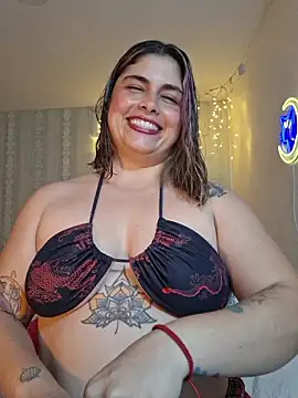 Juliietha servas online show from February 24, 1:25 am