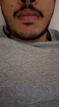 Snapshot of alesssterling chatting on January 2, 7:07 pm alesssterling online show from January 2, 7:07 pm