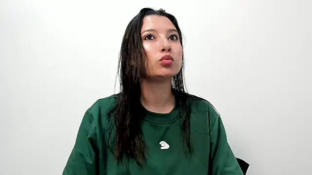 Snapshot of cami-01 chatting on September 29, 7:51 pm cami-01 online show from September 29, 7:51 pm