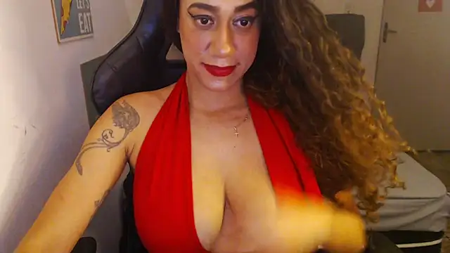 Snapshot of gauchinhaG chatting on February 12, 10:27 pm gauchinhaG online show from February 12, 10:27 pm