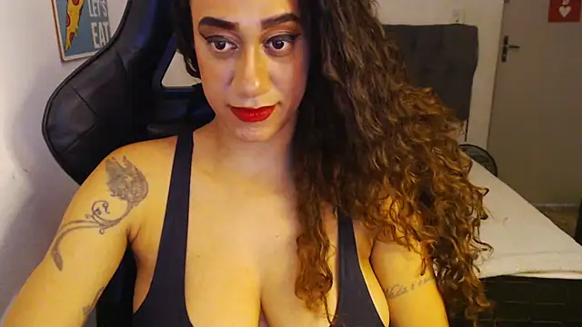 Snapshot of gauchinhaG chatting on February 22, 7:56 pm gauchinhaG online show from February 22, 7:56 pm