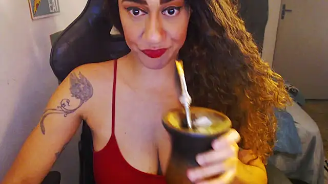 Snapshot of gauchinhaG chatting on March 10, 9:31 pm gauchinhaG online show from March 10, 9:31 pm