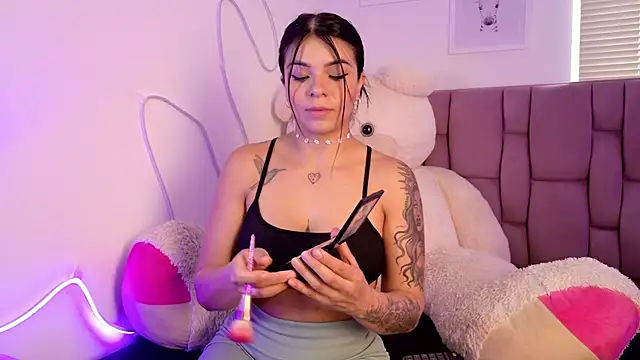 SophiaKarson online show from November 23, 7:35 pm