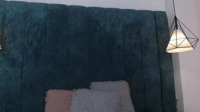 Snapshot of selem_hadid chatting on March 8, 6:37 pm selem hadid online show from March 8, 6:37 pm