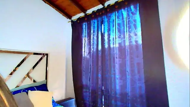 AlixLong online show from November 8, 9:13 pm