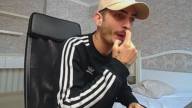 BrandonTate online show from February 22, 11:46 am