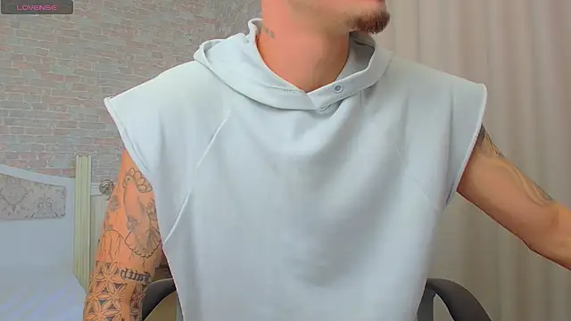 BrandonTate online show from September 24, 9:34 am