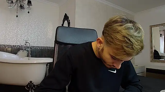 BrandonTate online show from November 12, 9:42 am