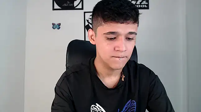 kaiine190 online show from February 3, 1:08 pm