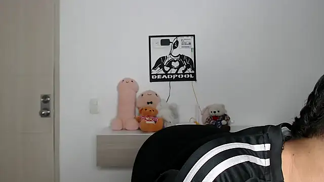 kaiine190 online show from November 20, 7:19 am