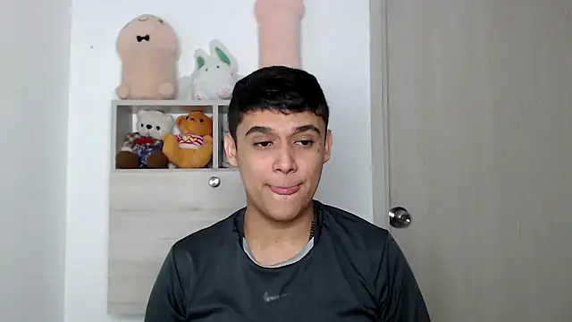 kaiine190 online show from January 12, 4:50 am