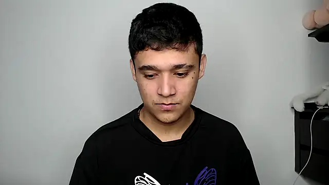 Snapshot of kaiine190 chatting on March 24, 5:56 am kaiine190 online show from March 24, 5:56 am