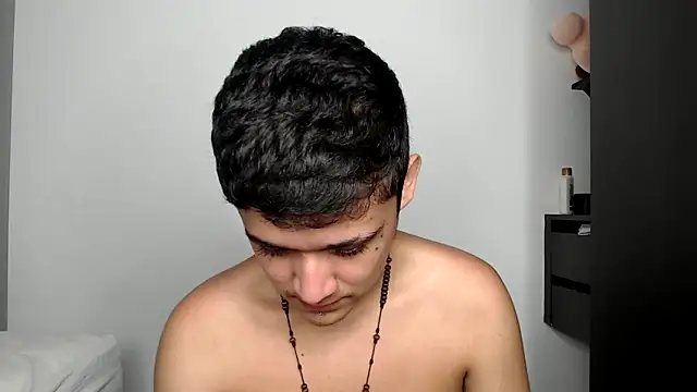 Snapshot of kaiine190 chatting on March 31, 9:43 am kaiine190 online show from March 31, 9:43 am