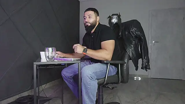 mattmasterss online show from November 6, 3:29 am