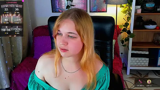 AlicePopsy online show from November 2, 4:09 pm