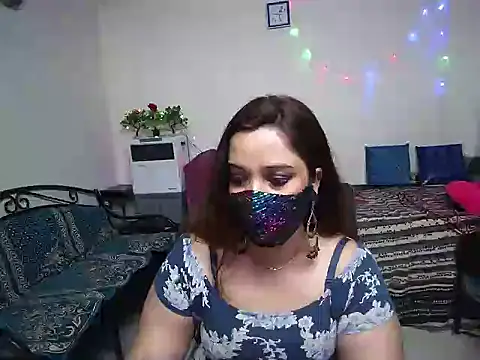 Arushisingh8888 online show from December 7, 3:52 pm