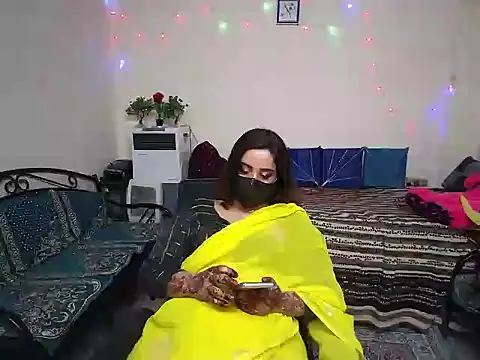 Arushisingh8888 online show from December 14, 11:18 am