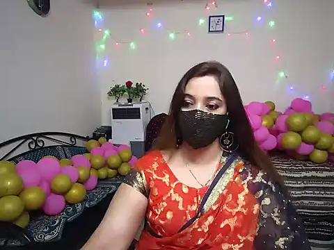 Arushisingh8888 online show from December 15, 9:56 am